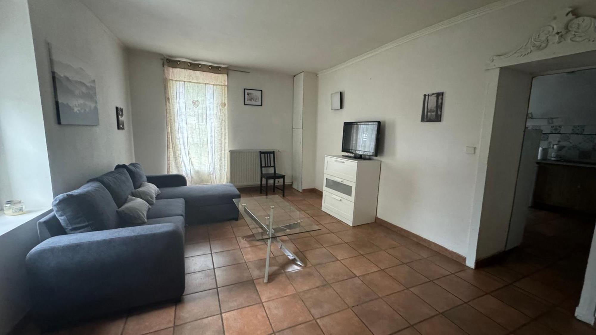 7 Min De Dole Maison 110 M2 6 Couchages 3 Spacieuses